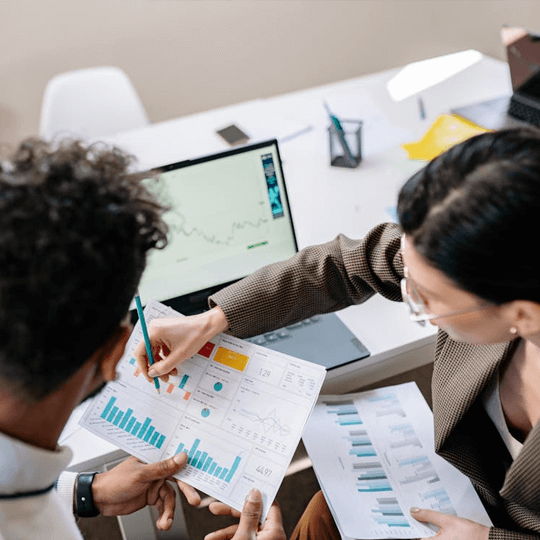 AlpTronPro Krypto-Investment-Experten-Team