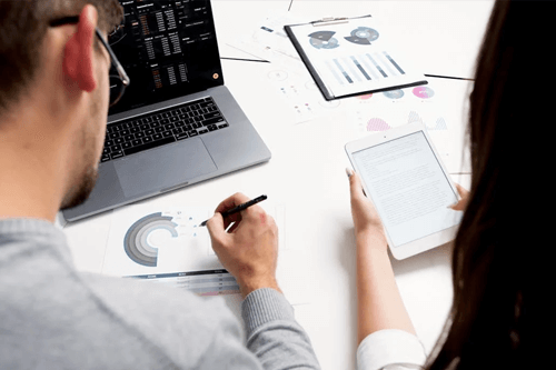 AlpTronPro Gemeinschaft und Unterstützung